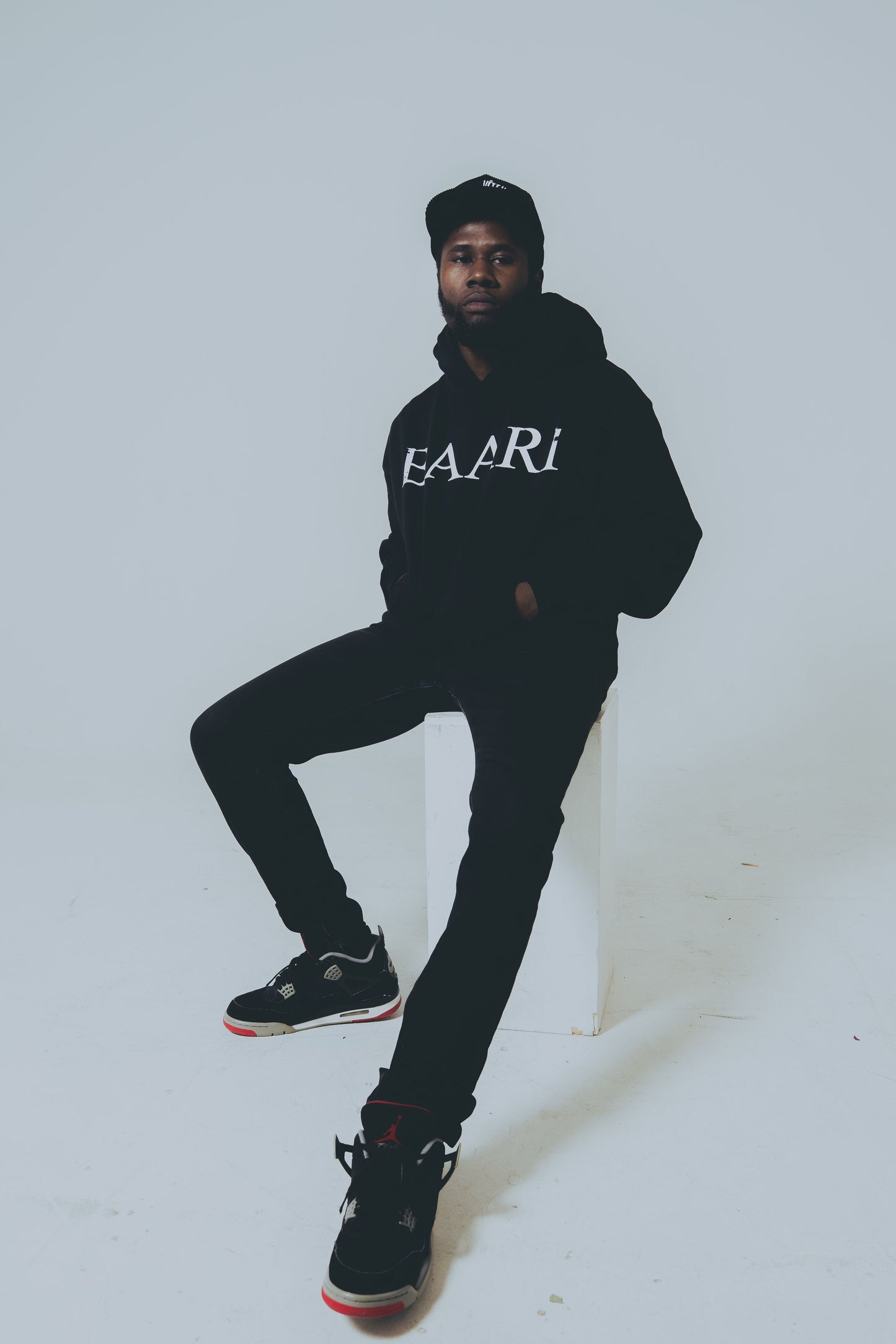 BAARI BANNED Pullover
